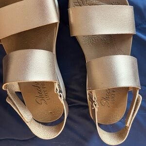Skechers Women's Metallic Sandals